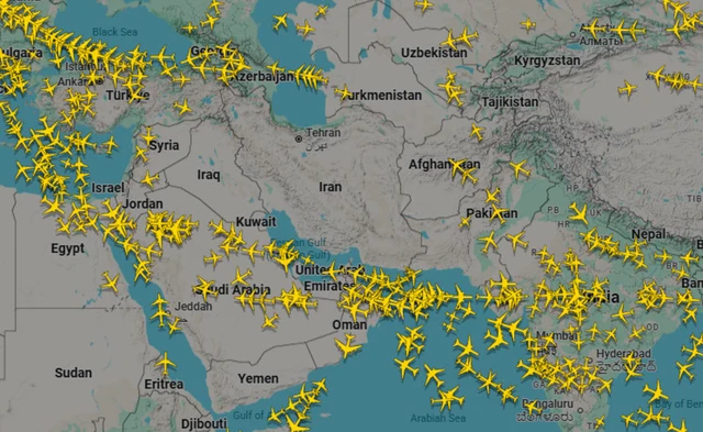 Sejumlah Negara Teluk Tutup Wilayah Udara, Bandara Dubai dan Doha Berhenti Total