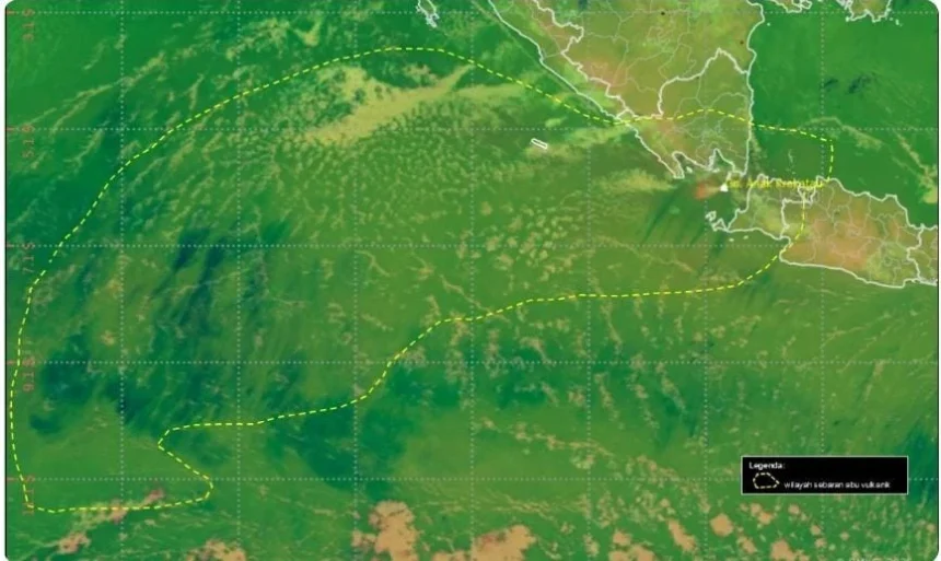 Satellite image of the eastern Pacific Ocean off Central America, with a yellow dashed boundary outlining a volcanic ash advisory area and a small inset legend.
