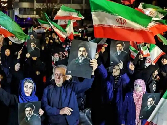 Iran Jadi Korea Utara?