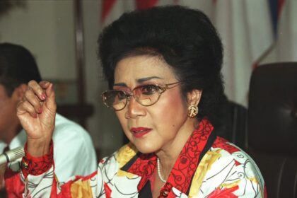 Pendiri Ayam Goreng Suharti, Hj. Suharti