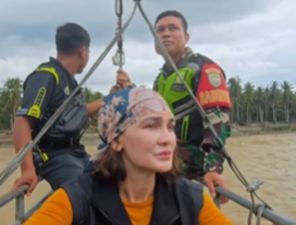 Kondisi Kritis di Peusangan Aceh, Luna Maya: Jembatan  Runtuh