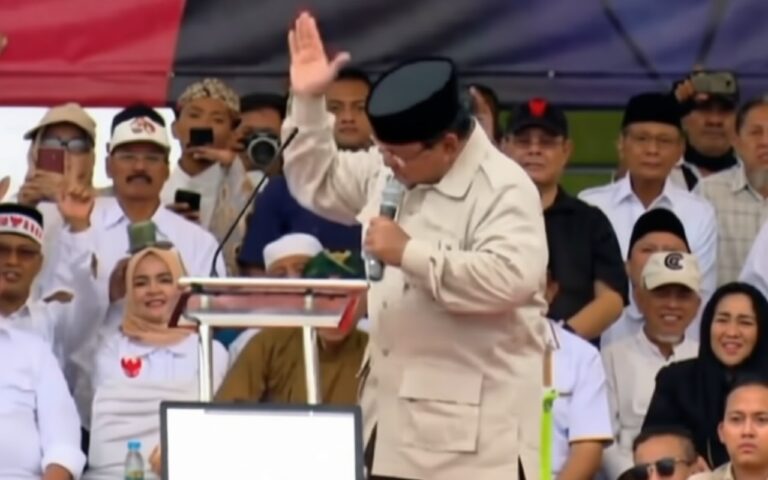 Prabowo Gebrak Meja by CNN Indonesia YT 3 - Mabur.co