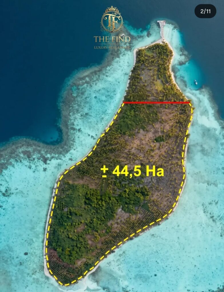 Screenshot_20260822_152224_Instagram - Mabur.co Aerial view of a tropical island parcel outlined in a yellow dashed boundary, with “+ 44,5 Ha” in yellow—surrounded by turquoise water.