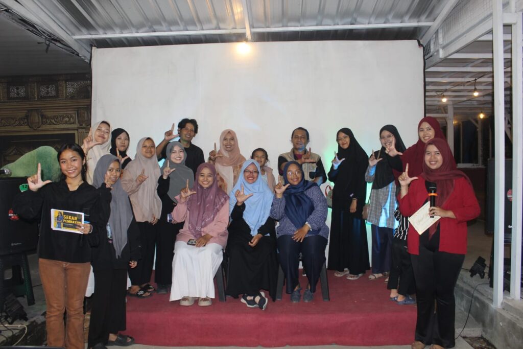 Launching di Selasa Sastra, Novel “Suara Rindu” Kupas KDRT