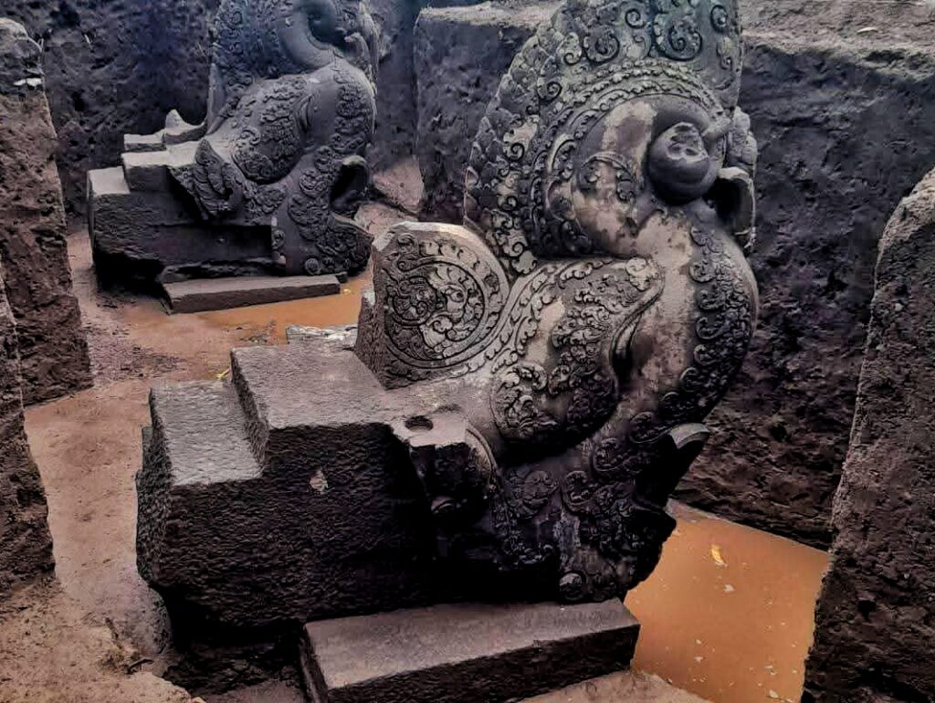 Situs Adan-Adan dan Misteri Kerajaan Buddha yang Terkubur Kelud