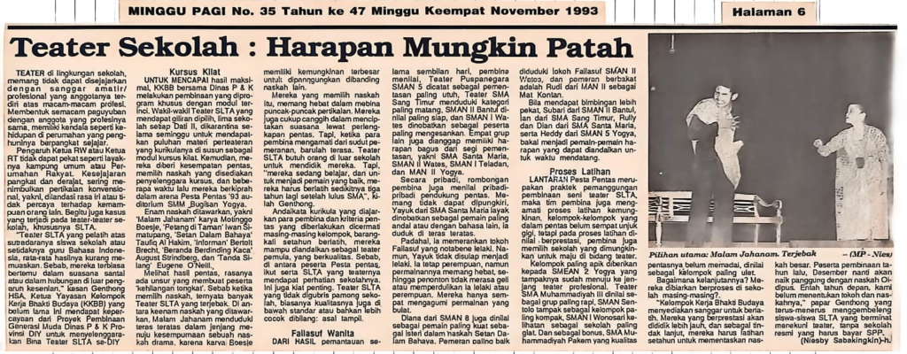 Newspaper clipping about school theater with the headline 'Teater Sekolah: Harapan Mungkin Patah' and a photo of two men dancing on a stage to the right.