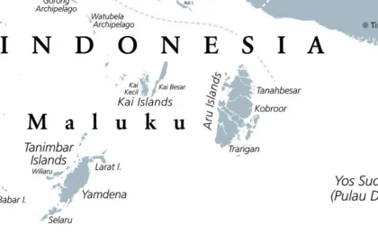 Map fragment showing the Maluku region of Indonesia with labeled islands such as Kai Islands and Aru Islands on a white background.